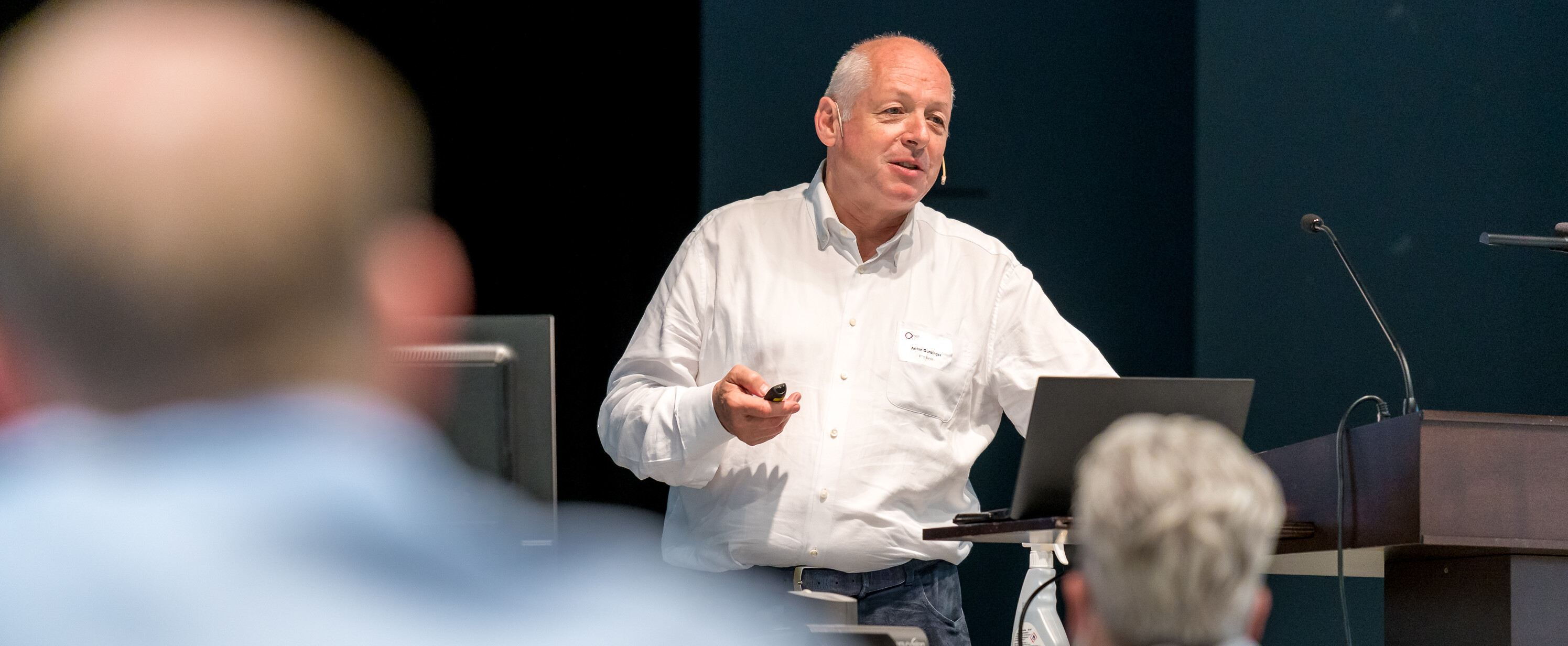 Anton Gunzinger an der Klimakonferenz 2020 an der OST