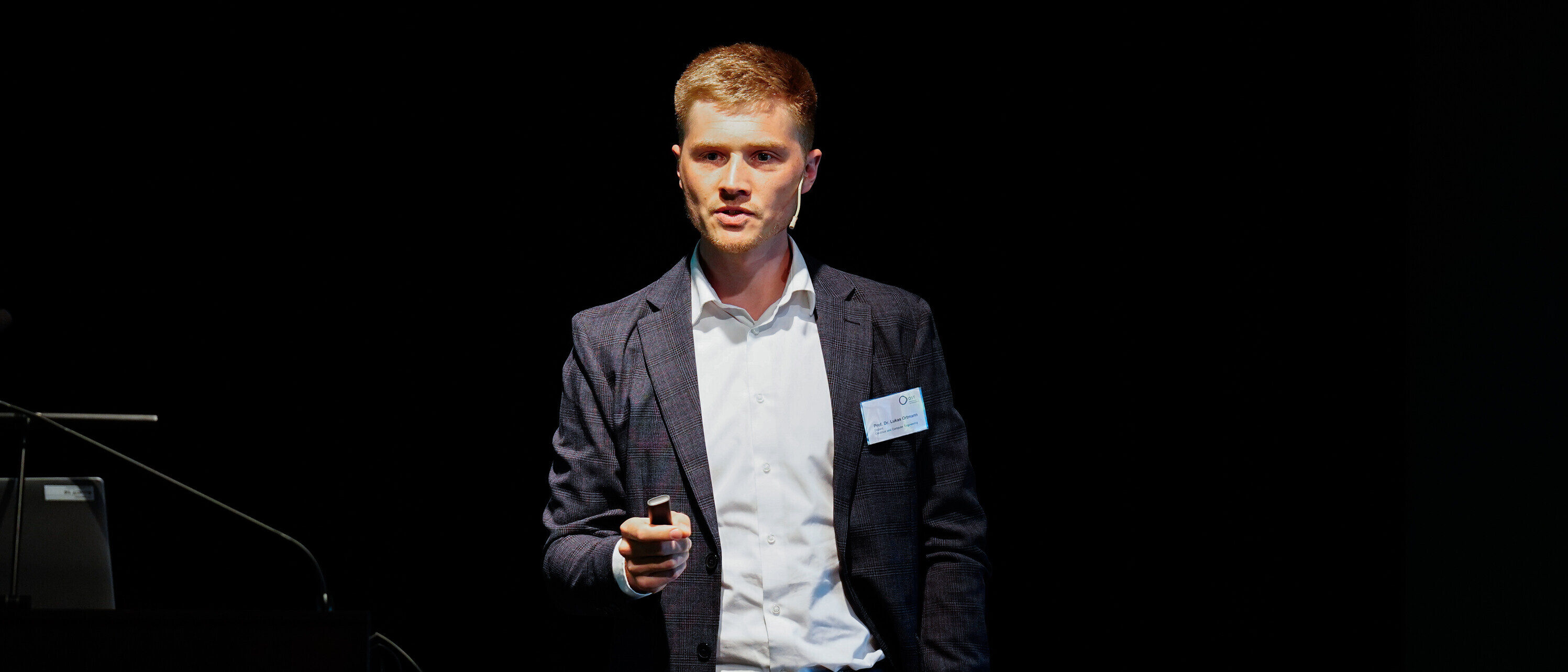 Prof. Dr. Lukas Ortmann, Experte für Regelungstechnik an der OST.