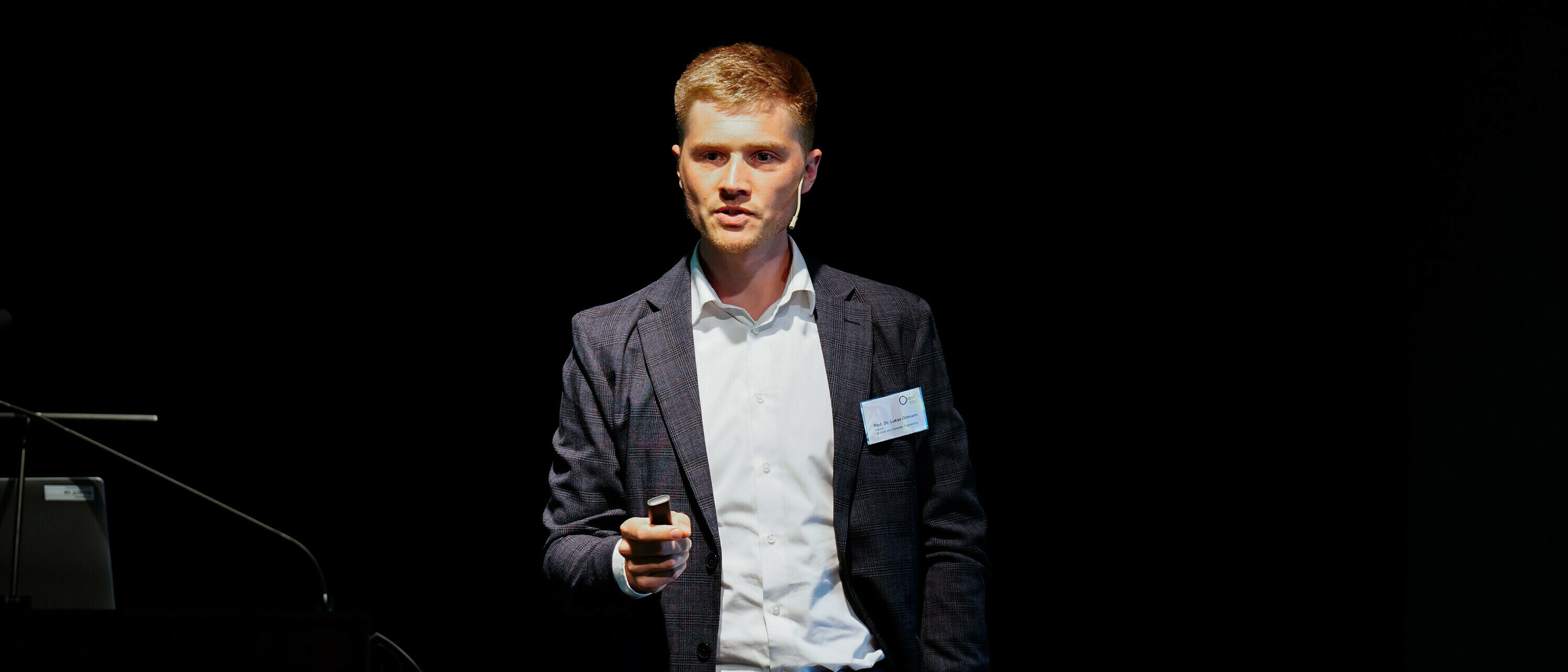 Prof. Dr. Lukas Ortmann, Experte für Regelungstechnik an der OST.