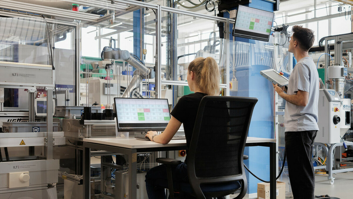 Die Digitalisierung der Industrie ist ein wesentlicher Bestandteil der Ausbildung zum Maschineningenieur, zur Maschineningenieurin an der OST.