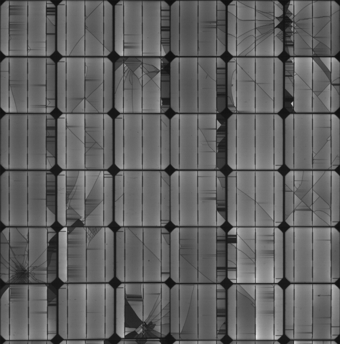 SPF Testing Mobiles PV-Labor EL-Messung