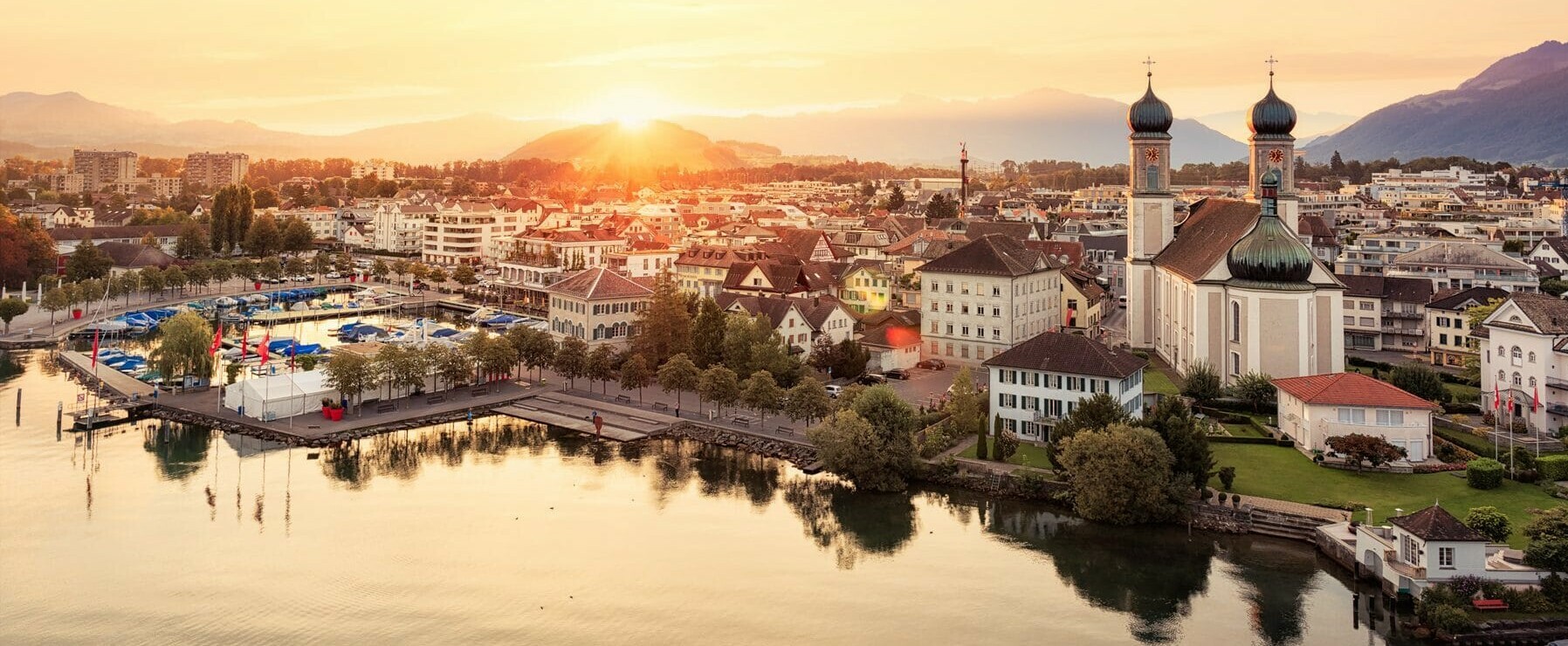 Bild: Luftaufnahme Lachen, Schwyz, Gerry Pacher