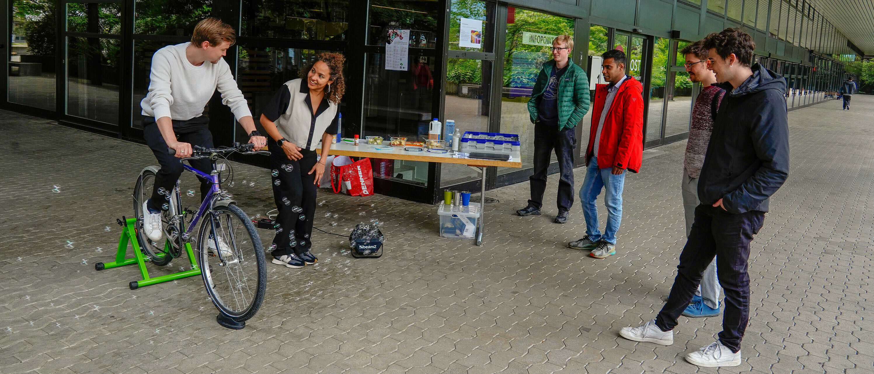 Muckis for Smoothies an der Nachhaltigkeitswoche in Rapperswil-Jona.